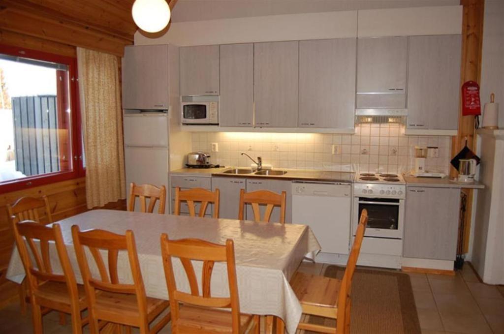 Lomaperkkioe Apartments 부오카티 객실 사진